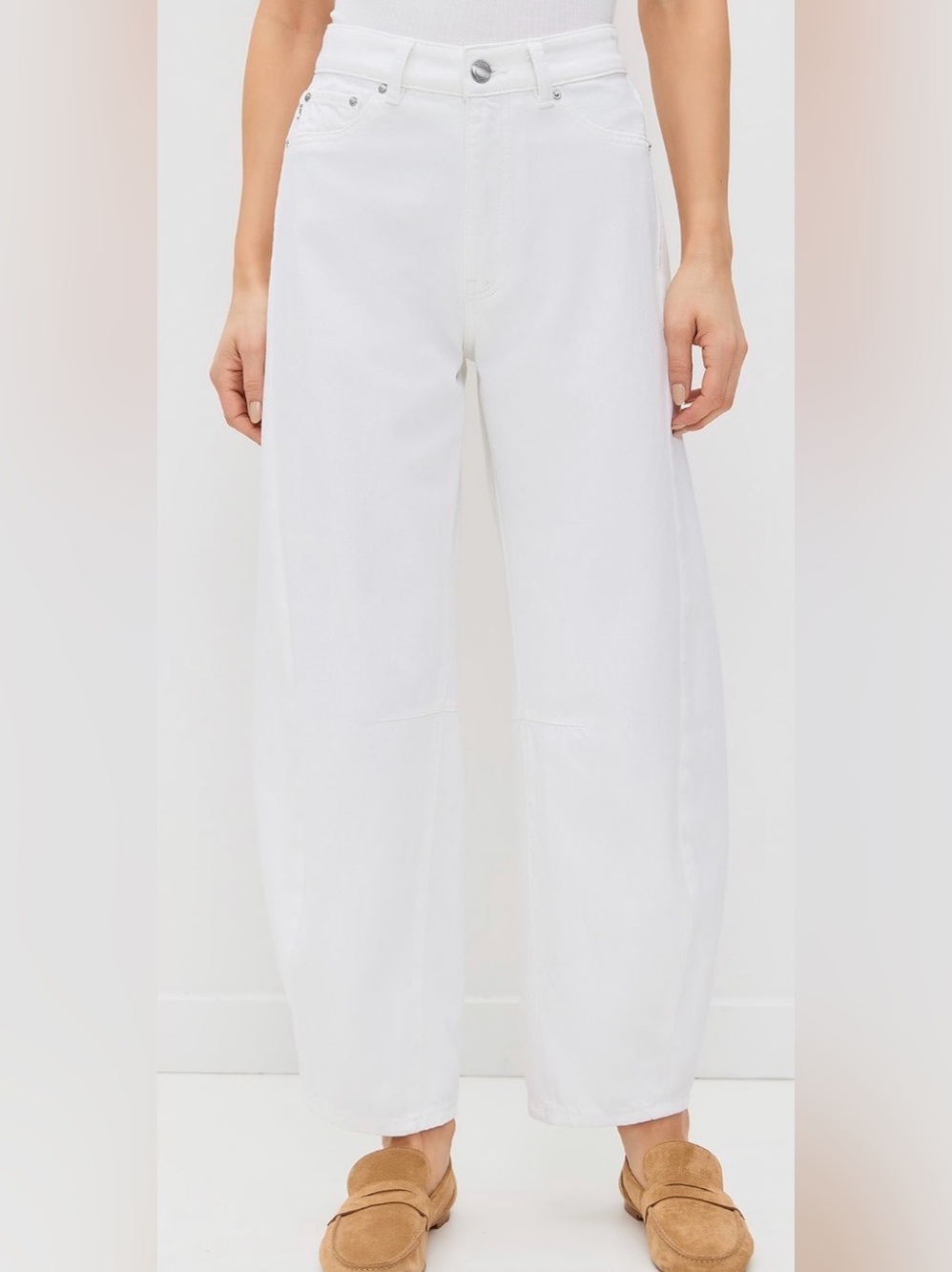 DL 1961 Miro Barrel
in White size 26
